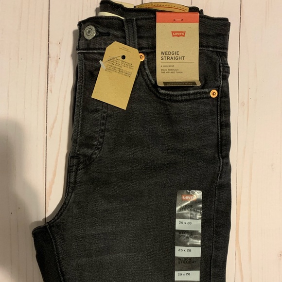Levi's Denim - Levi’s Wedgie Straight